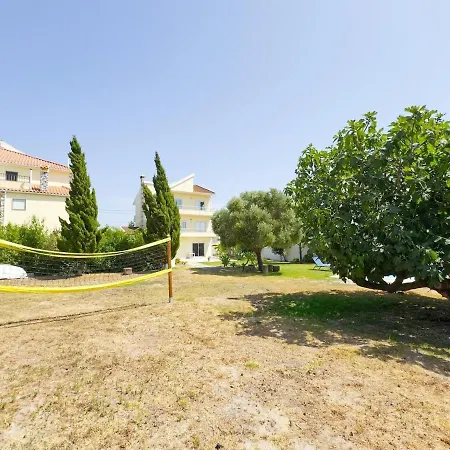 Portucale ! Caparica Sun & Breeze - Shared Pool & Garden 빌라 차르네카