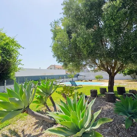 빌라 Portucale ! Caparica Sun & Breeze - Shared Pool & Garden *