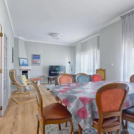 Portucale ! Caparica Sun & Breeze - Shared Pool & Garden * 차르네카
