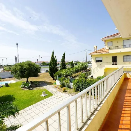 빌라 Portucale ! Caparica Sun & Breeze - Shared Pool & Garden